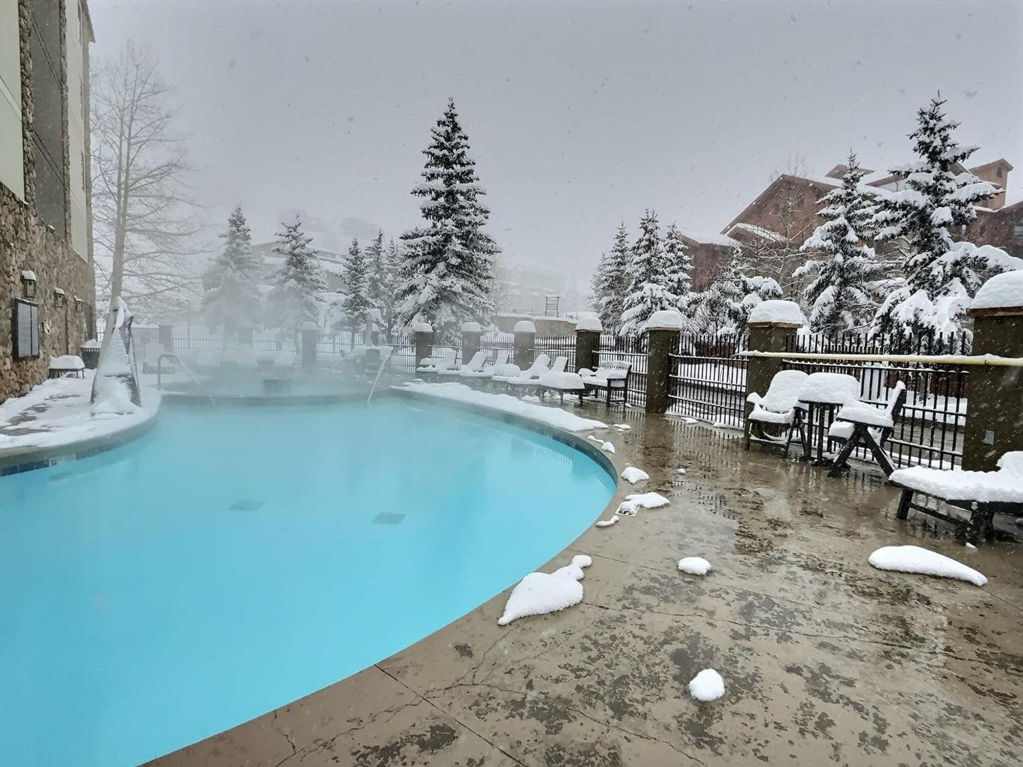 Studio 211 - Perfect Location With Pool And Hot Tub Crested Butte Exteriér fotografie